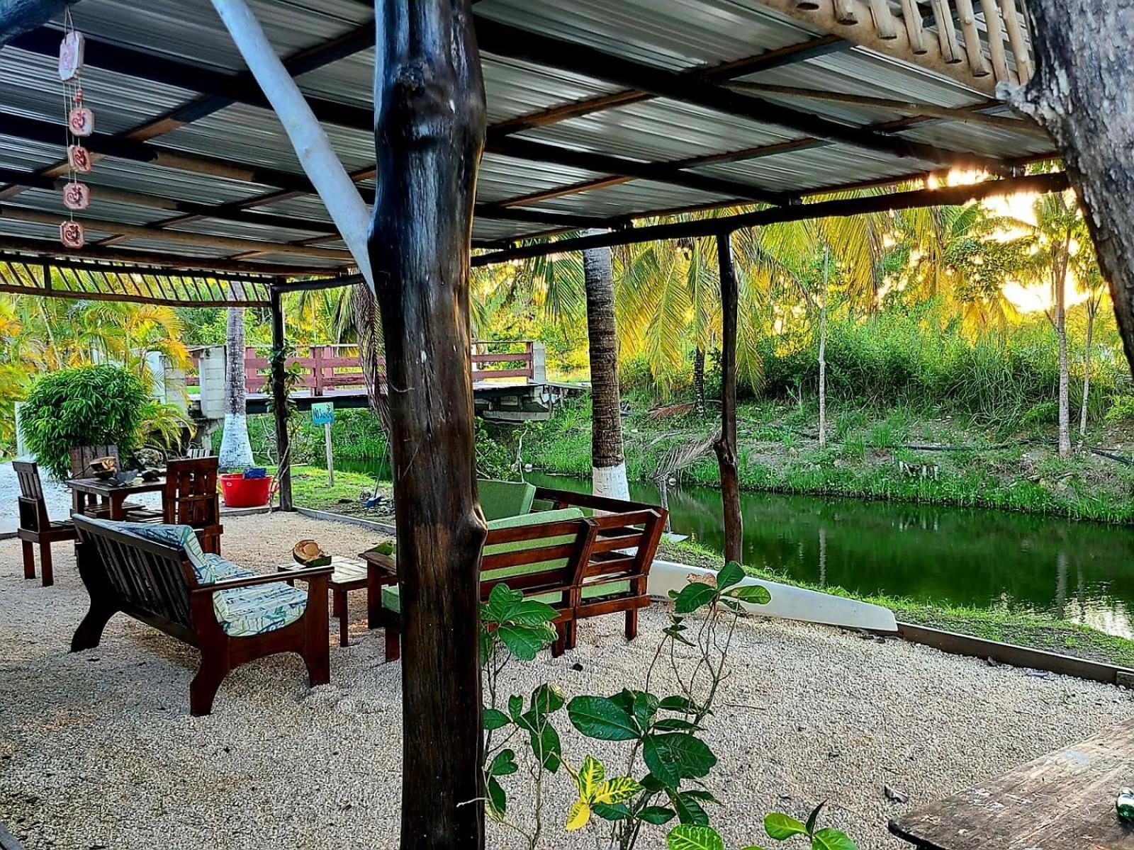 Tuquil-Ha Bed & Breakfast Ladyville Екстериор снимка
