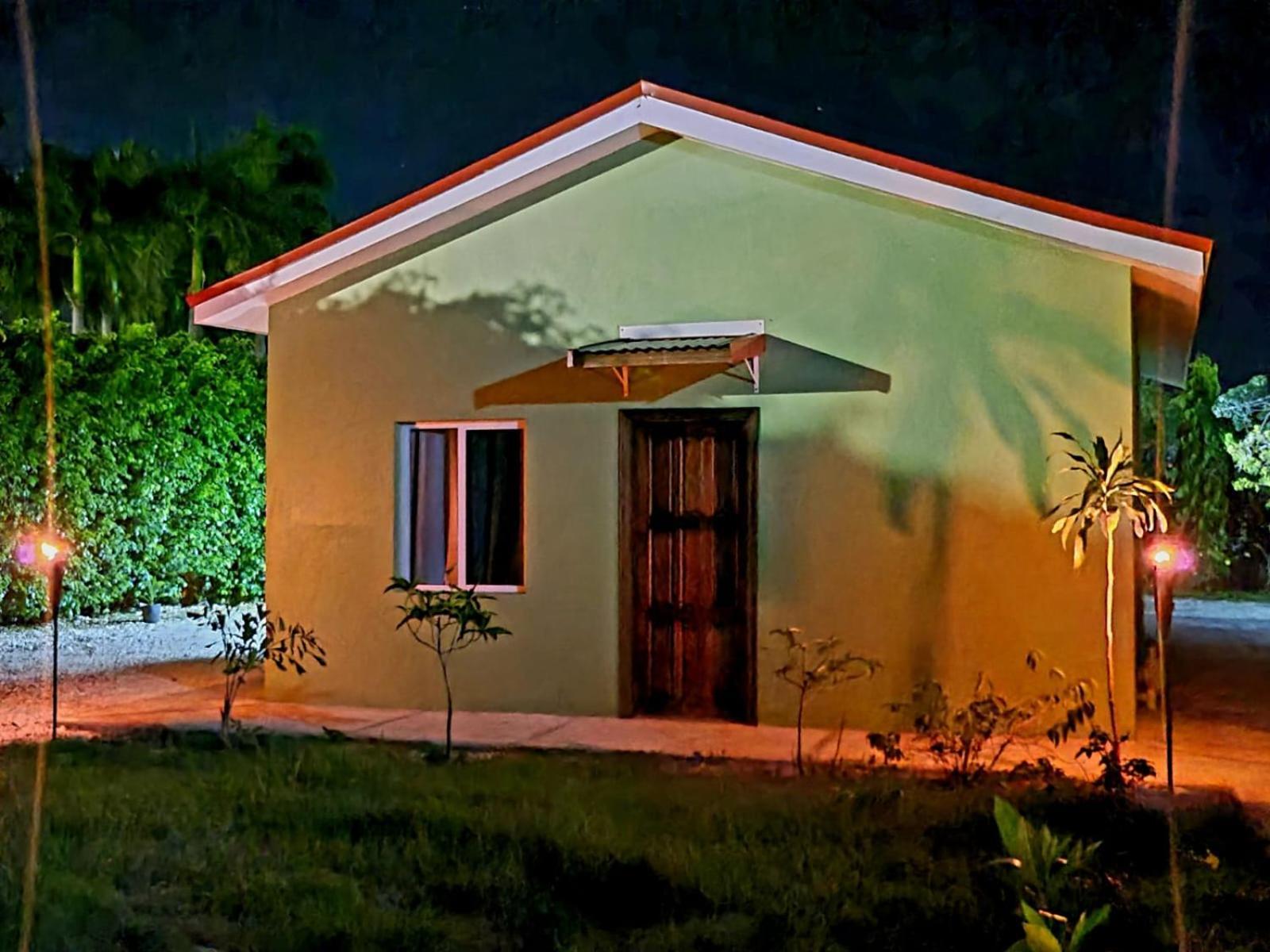 Tuquil-Ha Bed & Breakfast Ladyville Екстериор снимка